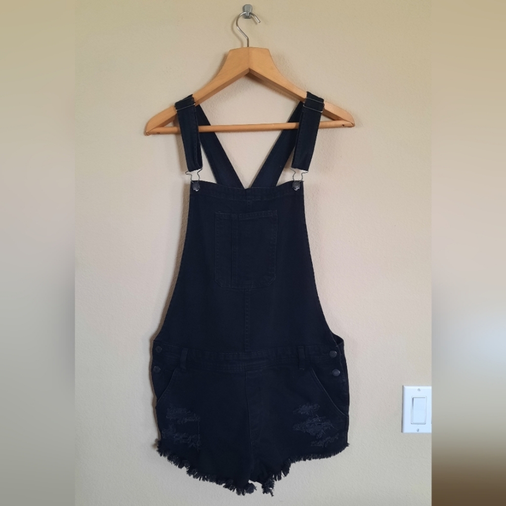 American Eagle Black Overall Shorts Distressed